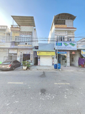 dãy trọ kdc việt sing thu nhập ổn định 12,5tr/tháng dt150m2 giá siêu rẻ