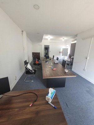 văn phòng 60m2, 15tr, có bàn ghế mới, đường khánh hội, phường 3, quận 4
