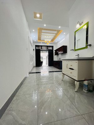 phòng lớn 50m2, pn tách bếp ngay cầu vượt linh xuân