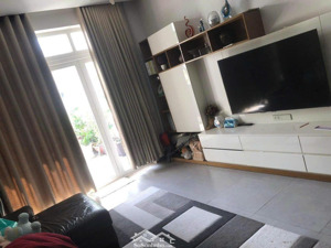 mặt tiền 517a lạc long quân - 5 tầng mới đẹp ( có thang máy) [17.8 tỷ/tl] lh: 0907579589