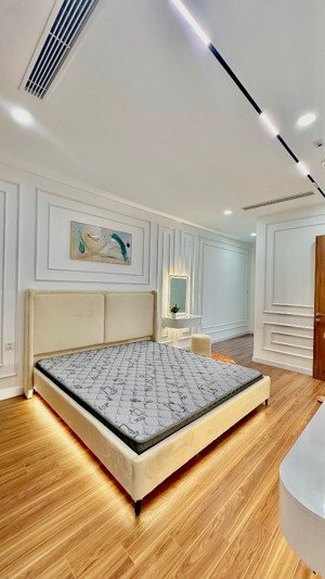 siêu phẩm: cần tiền bán nhanh samsora premier 72m2 2pn 2vs. full đẹp, hướng mát, 4,x tỷ: 0968693863