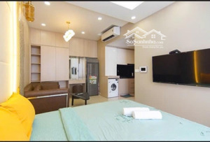 cho thuê studio đầy đủ nội thất ở liền the tresor bến vân đồn quận 4