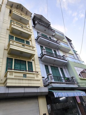 cho thuê nhà 5t 40m2 4pn tái đ cư phú diễn, sát tr đại học tài nguyên môi trường, vỉa hè r ô tô đỗ
