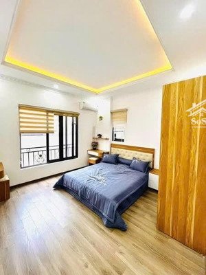 cần cho thuê nhà riêng phố đào tấn, ba đình, 7 tầng thang máy