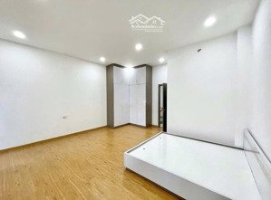 cho thuê nhà 1 trệt 1 lầu 2pn 3wc 5x15m hẻm 60 lâm văn bền quận 7