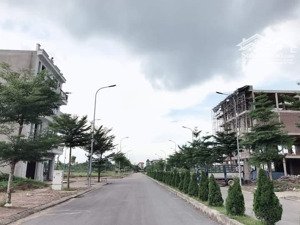 kosy, xương giang, lô góc siêu rẻ, đầu tư là thắng, 115m2, view đẹp nhìn dãy bt