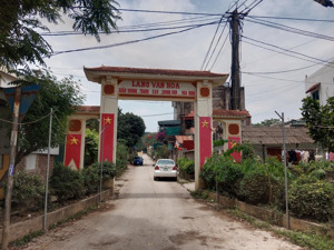 cc cần bán 193m2 đất mặt tiền 7,4m hậu 9m