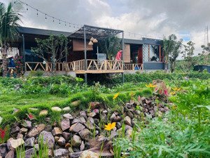 bán villa farm giá siêu rẻ: 2600m2, view đồi nhìn xuống cao tốc và cánh đồng. giá bán 1.8tr/m2