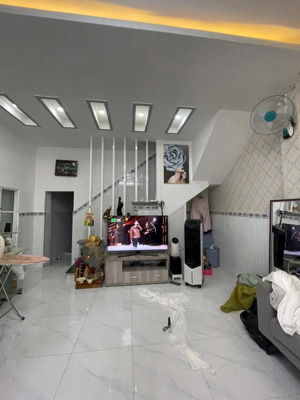 bán nhà 1 trệt 1 lầu - gần cầu hộ phương sài, nha trang - gần chợ, trường học