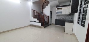 siêu phẩm 3 mặt thoáng nhà đẹp long lanh sát phố bát khối