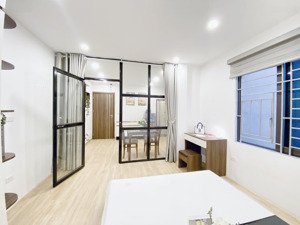 chính chủ cho thuê phòng 1n1k tại trung tâm đường cầu giấy giá chỉ 6tr/tháng
