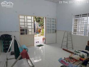 Bán nhà cấp 4 Khu Hoàng Hảo- Vĩnh Long