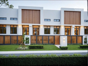 nhà phố trong kcn phước đông, nhận nhà ở ngay, sổ sẵn từng căn, giá chỉ từ 1,1tỷ/căn, mt đường 12m