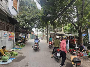 "tâm điểm" kết nối - đất yên viên ngay chợ cống thôn - giao thông thuận tiện