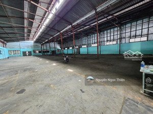 cho thuê kho 1000m2 phạm văn đồng giao phan văn trị , bình thạnh