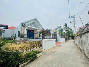 bán nhanh lô đất 92m2 đội 9 xóm mới tự nhiên hồng vân(bên trong đê) mt = hậu 4,03m ngõ rộng hơn 3m
