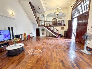 cho thuê nr 4pn, 4wc, 170m2, 66 triệu tại tô ngọc vân, quảng an, tây hồ, hn