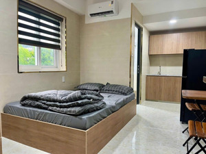 cho thuê phòng khai trương mới 100% thơm mùi sơn full nt. gần bên kcx, ufm. tiện đi làm phú mỹ hưng