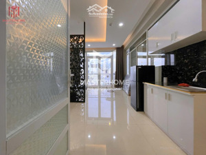 khai trương giảm 30% chdv ngay cầu bason: 1pn siêu rộng sky view, nt mới 100%, tiện di chuyển q1,3.