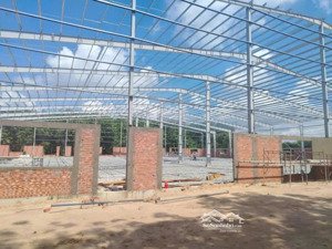 cho thuê kho xưởng mới xây ccn đức hòa đông , long an , khuôn viên : 5.000m2, xưởng : 3.300m2