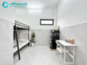 phòng trọ sẵn máy lạnh giá rẻ ngay vincom lê văn việt, ngã tư thủ đức, bình thái, gần tàu metro