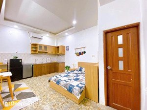 cho thuê studio đầy đủ nội thất , nằm tại quận 10