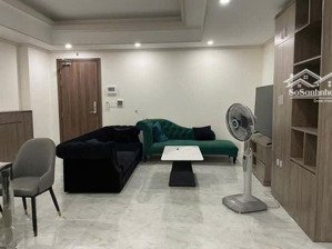 chung cư nguyễn bỉnh khiêm, p1, gv: 78m2, 2p ngủ, 2wc, ban công, 13tr5