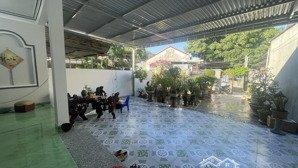 bán nhà cấp 4 sân cực rộng ở vĩnh hiệp giá cực rẻ chỉ 14tr/m2