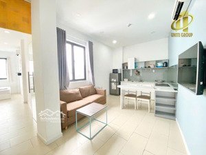 phòng ngủ tách bếp cao cấp ban công rộng rãi ngay trung tâm q8