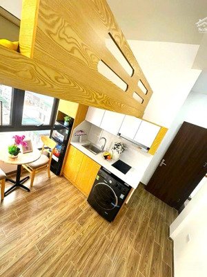 bán toà chdv thái thịnh, quận đống đa ô tô đỗ cửa, lô góc, tm, 15p kk, pccc, dòng tiền lớn 60m2*7t.