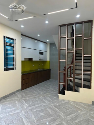 bán nhà đẹp xuất sắc tại bát khối, 5,6 tỷ, 30m2, 3pn, 4wc