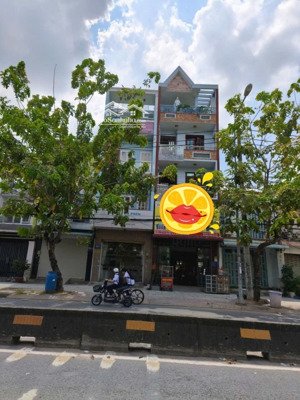 nhà mt buôn bán mọi nghành nghề, 100m2 ngang 5 hiếm có, 3 pn, ngày ubnd q12 chỉ nhỉnh 15 tỷ