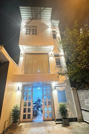 bán nhà nha trang gần biển_ hẻm đường nguyễn thị minh khai_ phường phước hòa