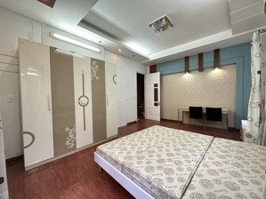 cho thuê phòng trọ ngõ 73 hoàng ngân điều hòa nóng lạnh máy giặt đầy đủ ở luôn giá 3.6 triệu/tháng.
