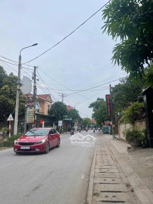 lô đất 3 mặt tiền. trung tâm phường bãi bông tp phổ yên. 650m2, mt 30, giá 3.2 tỷ. lh 0867513968