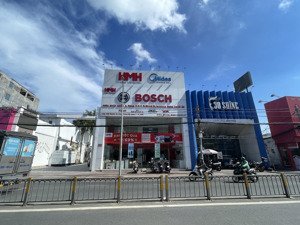 cho thuê mặt bằng ngang 10m mặt tiền nguyễn thị thập p.tân phú, q7