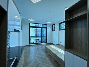 chính chủ cho thuê ccmn full nội thất tại ba đình giá chỉ 4tr5 - 30m2