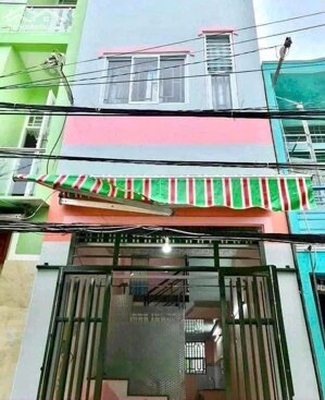Nhà đẹp có nội thất ngay trung tâm Ninh Kiều