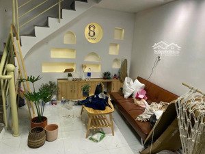 nhà đẹp 4tầng - phú nhuận - vị trí kim cương - hxh - khu kd sầm uất- giá mền