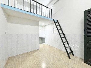 phòng trọ cho hssv và nvvp ngay coopmart bình triệu - đối diện đh luật, gần vlu3, siêu hạt zẻ
