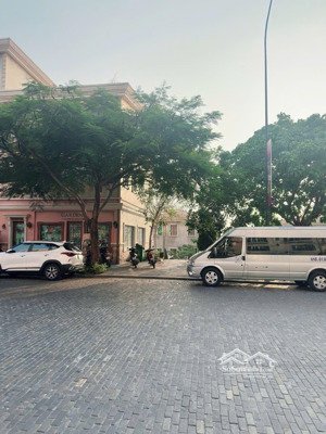 chính chủ gửi bán gấp căn nhà 5 tầng hoàn thiện đầy đủ đồ tại địa trung hải đường amafi, giá 27 tỷ