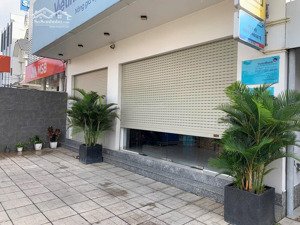 cho thuê nhà 3 tầng mb kinh doanh làm vp, spa ,trung tâm dạy học có sẵn pccc gần quốc lộ 13