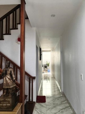 120m2 3 tầng 4 phòng ngủ, 3 vệ sinh, mặt tiền 5m, kinh doanh tốt