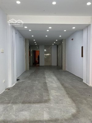 cho thuê nhà 1 trệt 2 lầu 4pn 4x24m mặt tiền kinh doanh đường lý phục man, quận 7