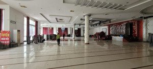 cho thuê mặt bằng 800m2 tt tp quy nhơn