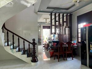 ,5 tỷ bán g.ấ.p nhà mặt tiền đường Nguyễn Thìn - Chợ Long Thuận , TP Gò Công Đông, Tiền Giang.