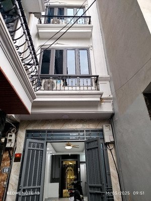 cho thuê nhà riêng tại xuân la, 17 triệu, 30m2, 4pn, 5wc, 6 tầng, giá cực chất!