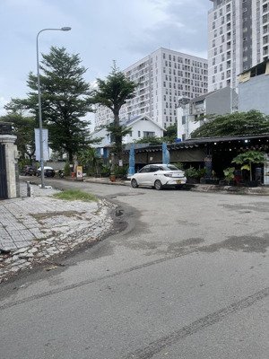 bán ngộp nền tại lê văn việt, tăng nhơn phú a, quận 9, hcm, 2,9 tỷ, 100m2, đầu tư kinh doanh tốt.