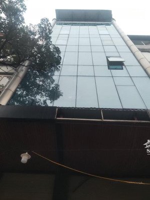 cho thuê nhà nguyễn chí thanh đống đa 80m2x5t mt 8m ô tô đỗ cửa trước để nhiều xe , vp,kd đỉnh 27tr