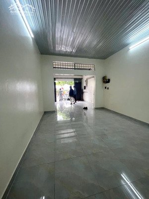 nhà rộng 4x20m trệt lầu hẻm xe tải thông gần lotte nguyễn văn lượng giá 13 triệu tl